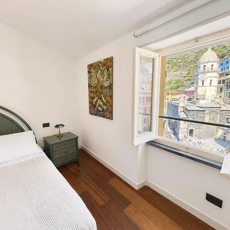 Lassu - Sulla Piazza Vista Mare Apartment Vernazza